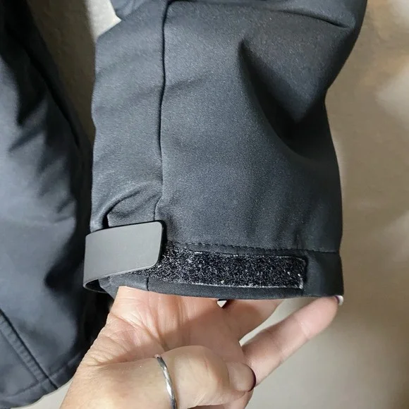 THE NORTH FACE WOMEN PRIMALOFT JACKET SIZE Medium black With Removable Hood - Picture 3 of 9